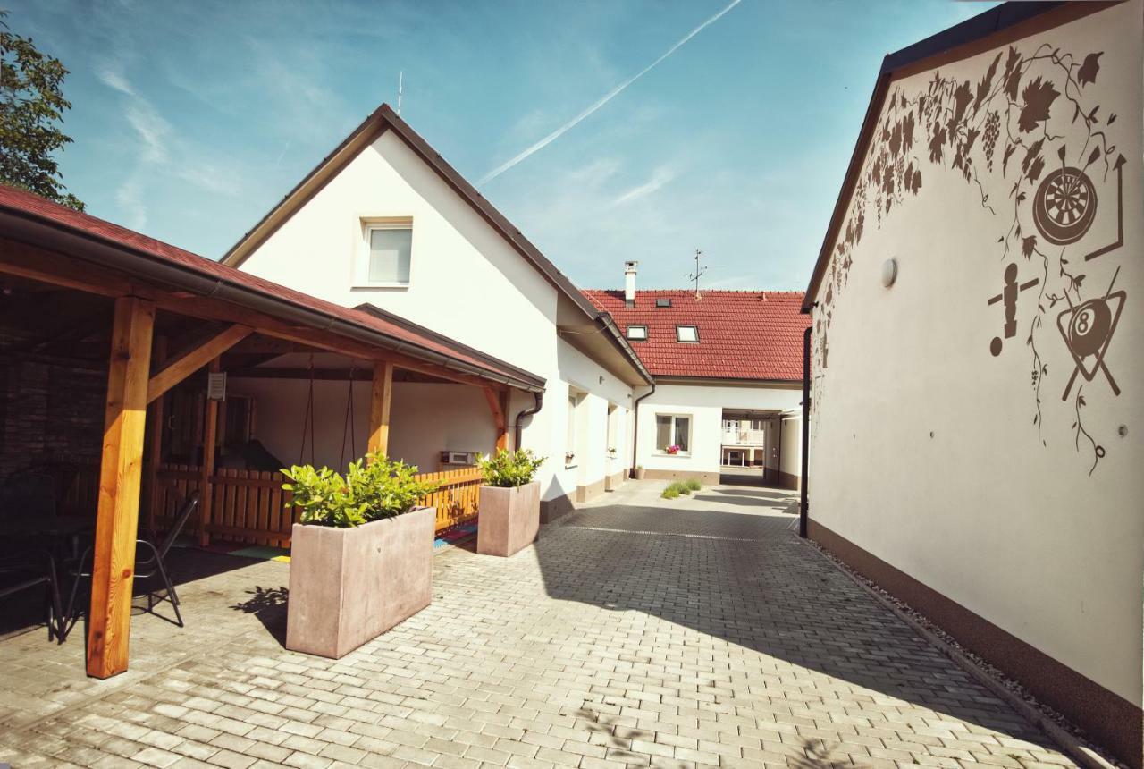 Penzion Kratochvil Dolni Dunajovice Ngoại thất bức ảnh